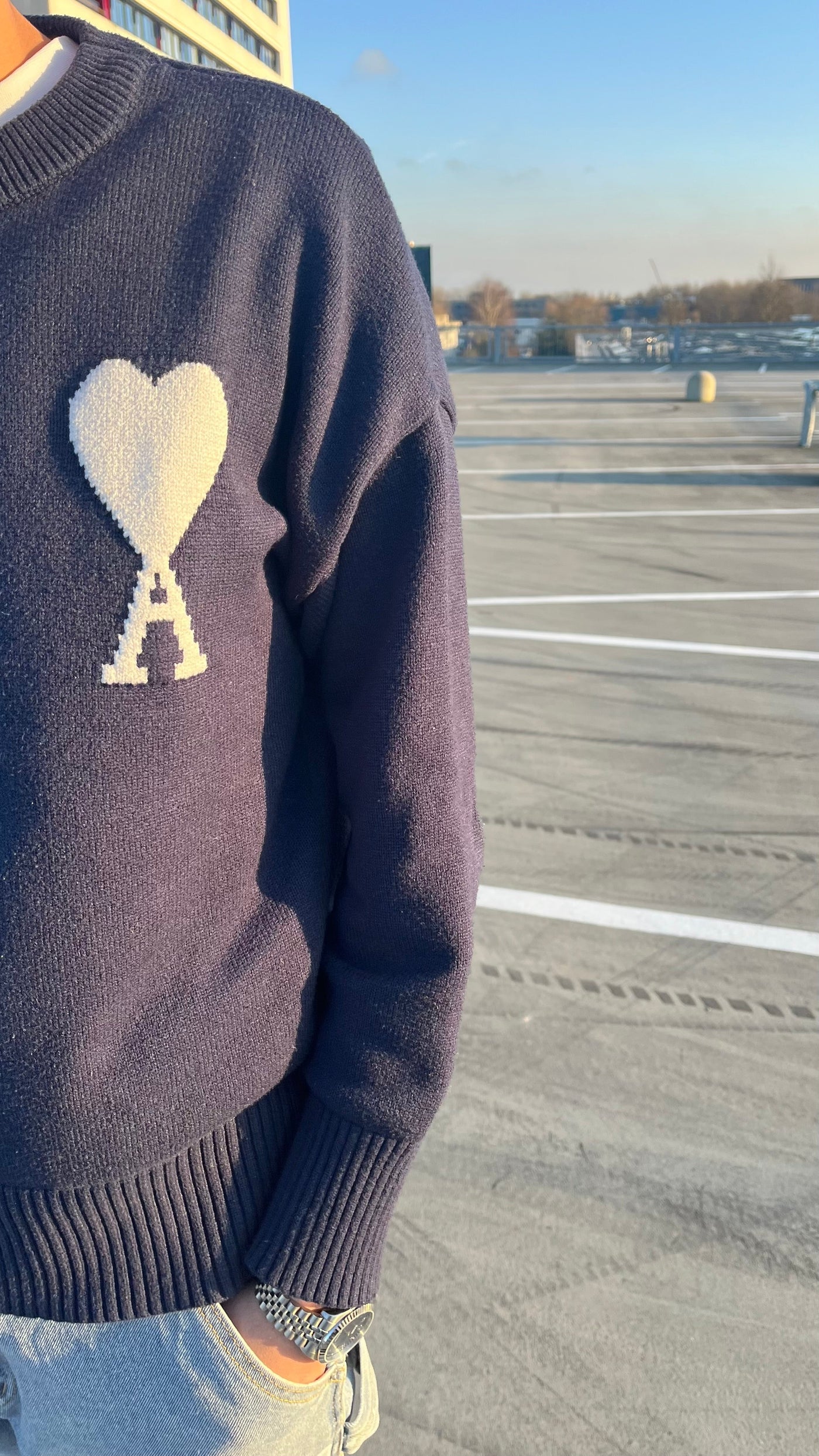 AMI - HEART SWEATER